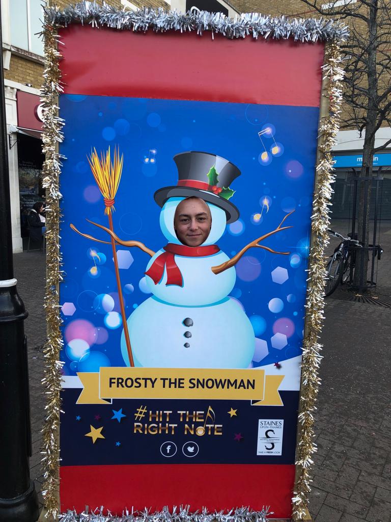 Visit_Staines's tweet image. Make sure to comment your picture with #HitTheRightNote in the comments on the facebook post to enter, or tag us in your posts on Twitter and Instagram.

T&amp;amp;Cs in Facebook notes! Competition closes Christmas Eve, Good Luck 🤩