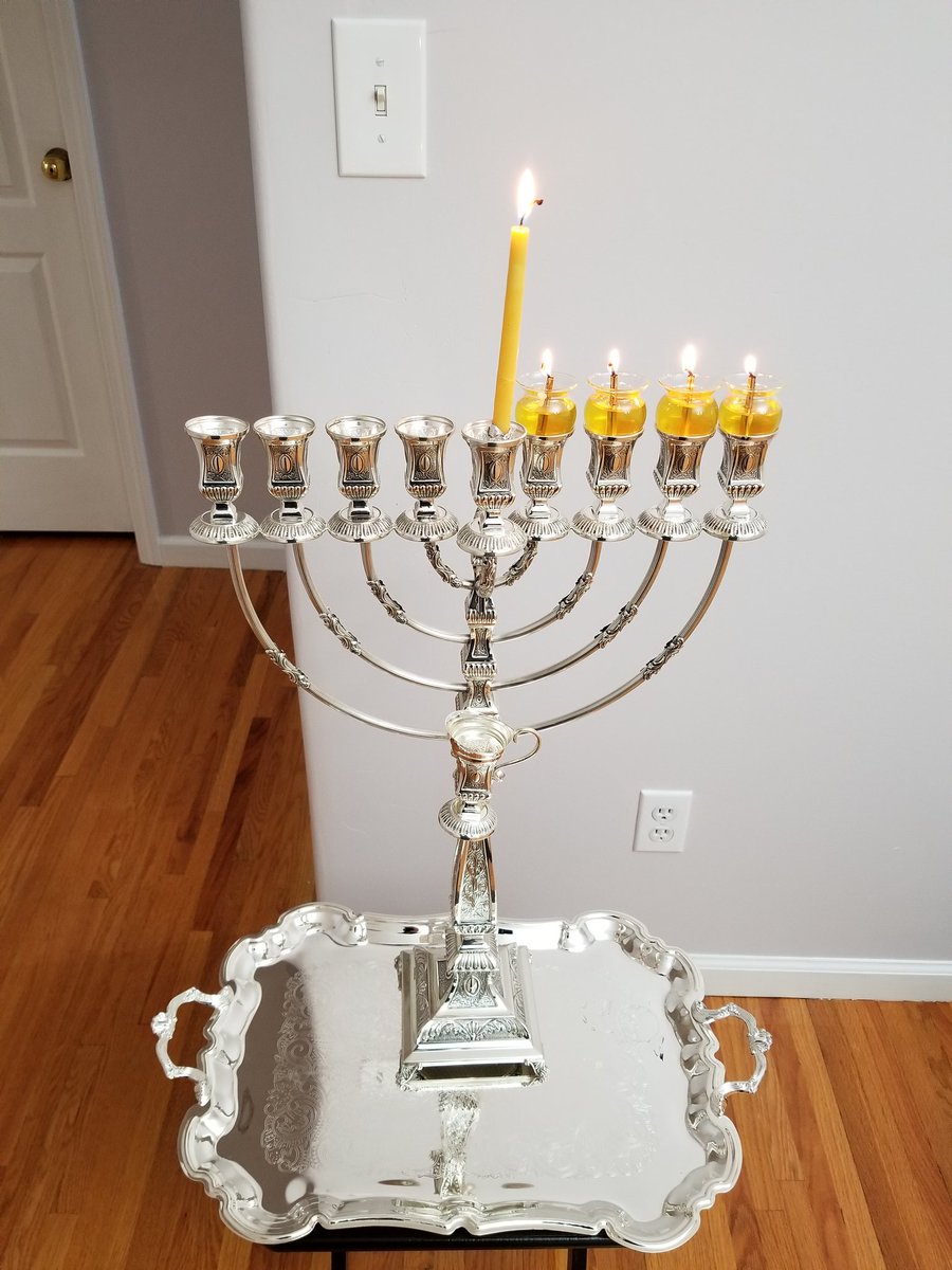Happy 4th day Chanukah to all. 

#HappyChanukah