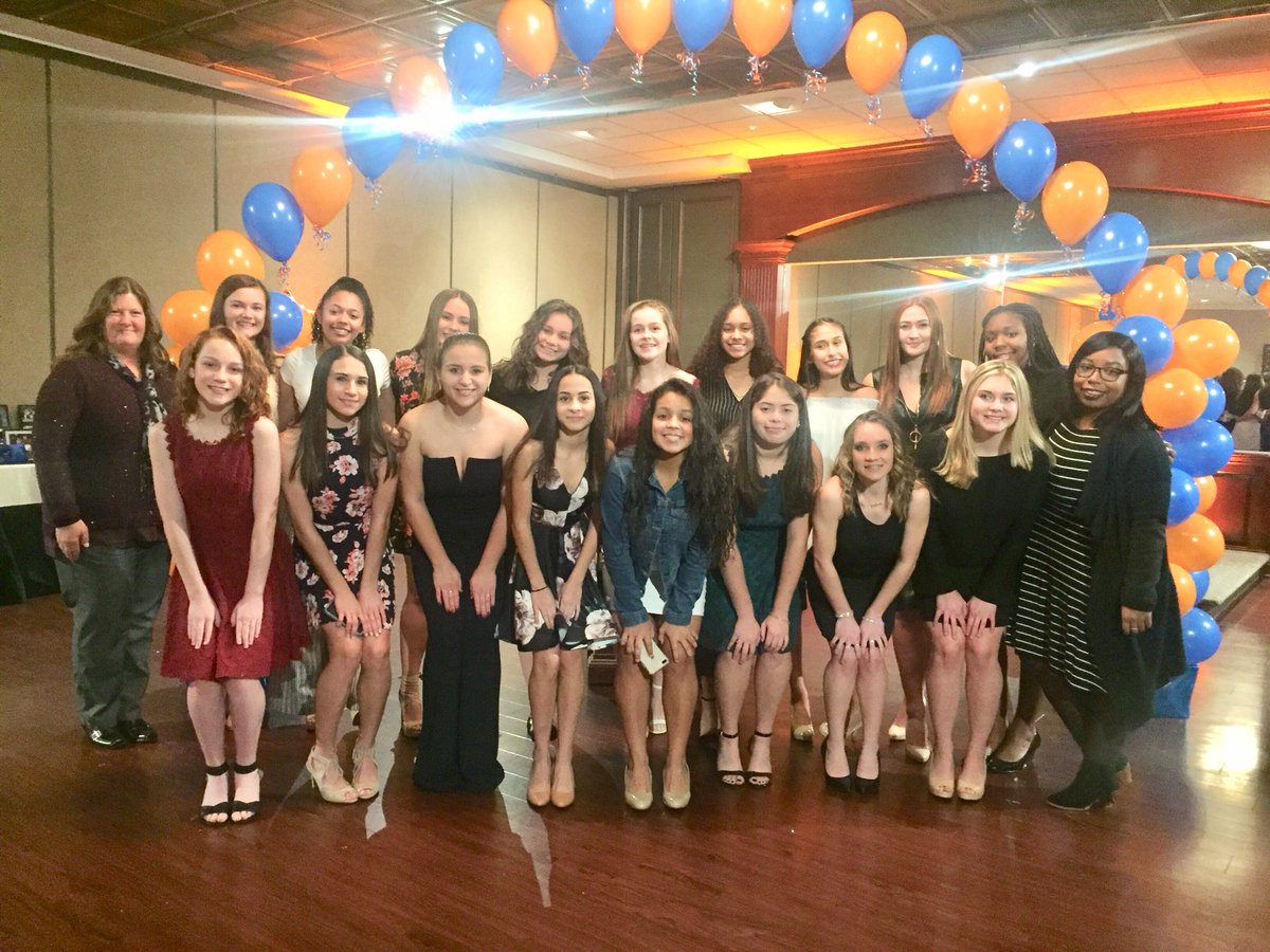 A huge Thank you to our DHS Varsity Cheerleading Team for their support at all of our games!!  Best of luck at your competitions coming up!   💙🧡🙌🏼 YOU are the BEST!!