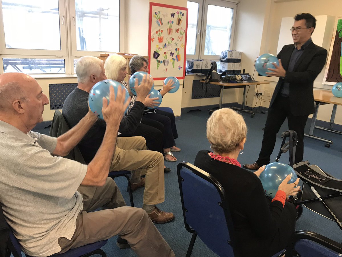 tirapy's tweet photo. Members from Parkinson UK trying out the TIRABALL. 
The concept of TIRABALL is based on neuro-endocrine therapy and spiral momentum.
Using TIRAPY technique with TIRABALL through our online or offline training course.
@ParkinsonUK https://t.co/nfa1e48OTF