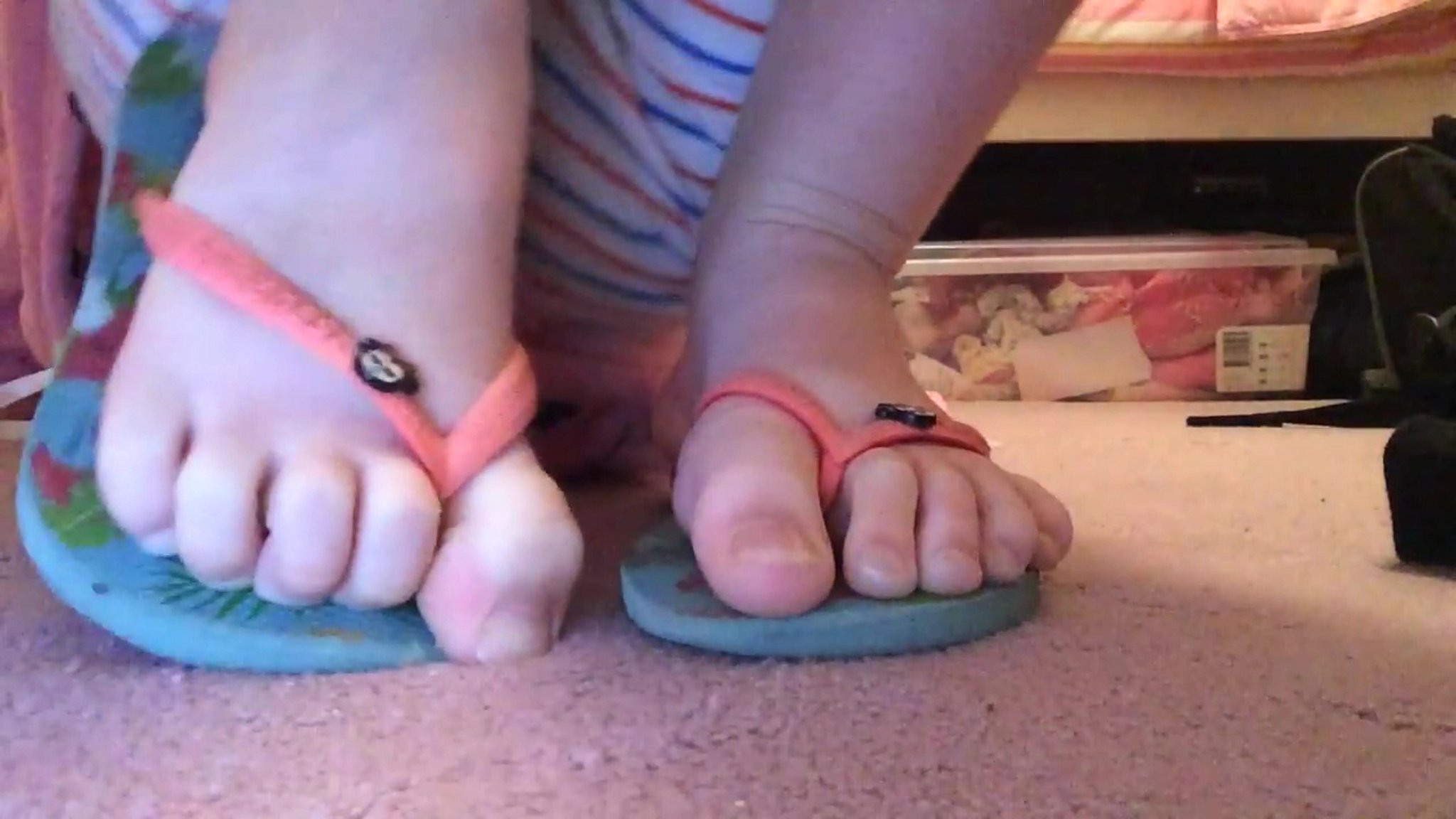 girls and feets on Twitter: "Cute Teen Feet #teengirl #teen #teenfeet ...
