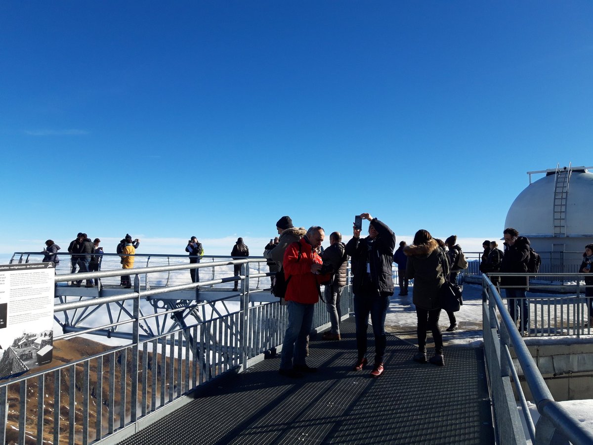 rp_Boe's tweet photo. En direct du pic du Midi. Voyage de presse pour découvrir  l Histopad. Dernière nouveauté ! 
#picdumidi #NPY #histovery #histopad #nouveaute https://t.co/qDghlbdAy4