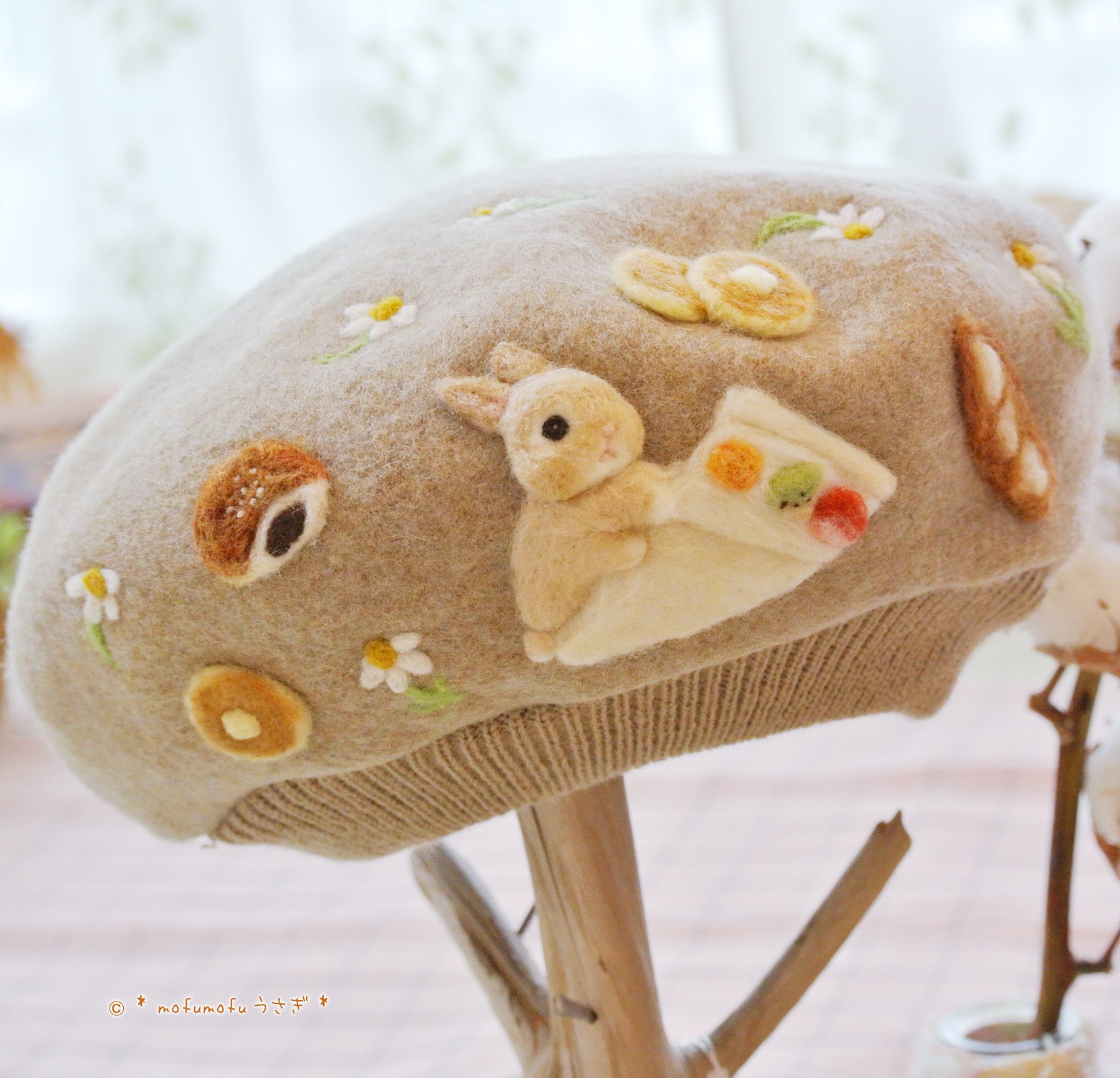 Cocomi Mofu Mofu Usagi En Twitter Mofumofuの森のパンうさぎベレー帽 フルーツサンド をかかえながら あんぱん バゲット パンケーキも食べたい食いしん坊うさぎさん 森のパン屋さん3 日程 12 14 金 12 16 日