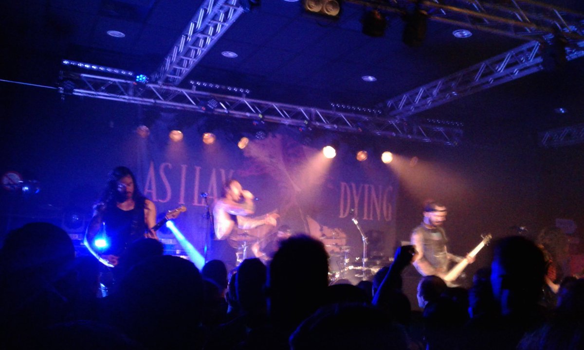 midnightcapt's tweet image. 32nd concert of 2018 was 03/12/2018 at #zappa @Stad_Antwerpen   triple bill headlining @ASILAYDYINGBAND  w/ @Erra_Band and @BleedFromWithin   great time with both my sons...  

great energy, shame of the poor sound quality.

but going home with a happy face.