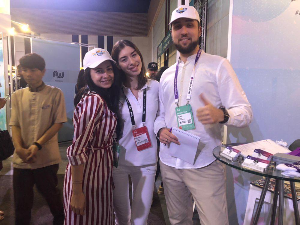 Affbankofficial's tweet image. Today is the 2nd Day of Affiliate World Asia 2018🤩 And Affbank meet its partners and friends there😎 Here are TrafficPartner.com, @ZorkaMobi , @propellerads 💕

#affbank #awsia #awasia2018 #affiliateworldconferencesasia #awa #partners