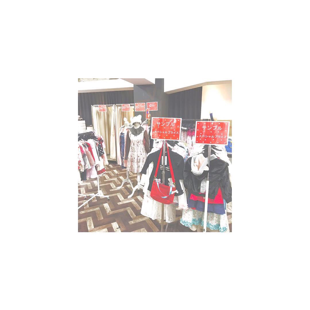 #ヴィンテージファッション hashtag on Twitter