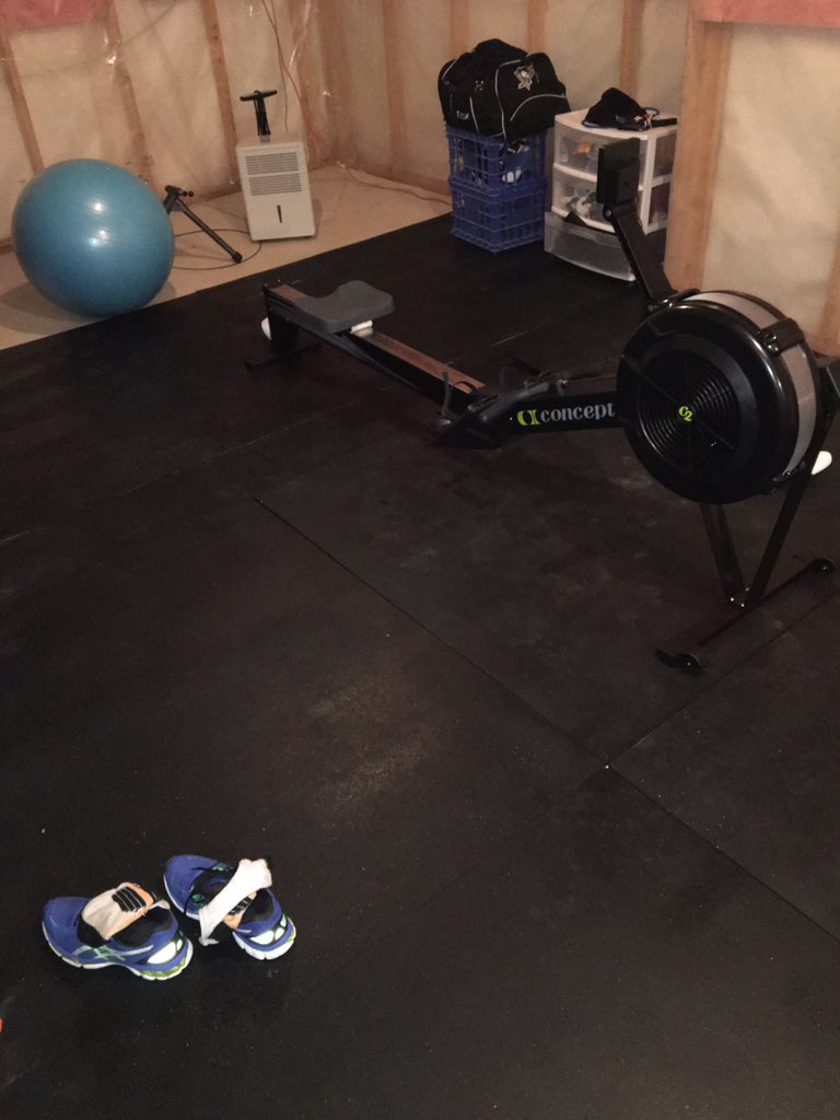 MrJeffreyLKDSB's tweet image. This is where I Erg! Over half way to completing my first #C2Challenge. Almost there! @concept2 #100kholidaychallenge