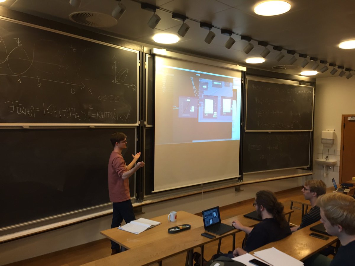 jacobsherson's tweet image. jesper using our @sciathome #QuantumComposer framework to teach adv #quantum #physics topics: WKB, time dep pert theory, and optimal control to 4th year university students. #QuantumAtYourFingertips #QuSCo_EU