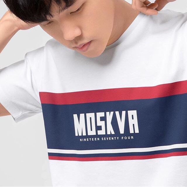tirajeans's tweet photo. #Tirajeans World Cities Collection. Yaitu koleksi kaos dengan tulisan nama-nama kota terkemuka dari seluruh dunia, salah satunya adalah kota Moskow #TRJstyle #moscow #tshirt #tee #whitetee #streetwear #streetwearfashion https://t.co/ASdwDza1e7