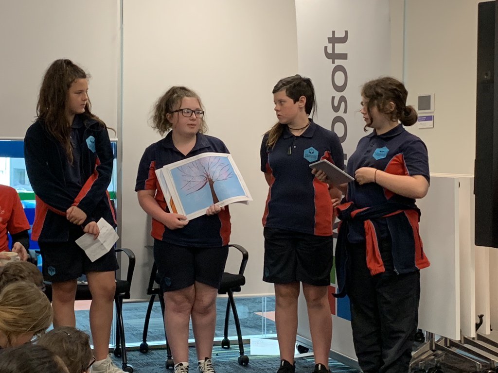 BronSt's tweet image. Day 3 #Hackmini and it all comes together in the most amazing way! 8 product teams judged by reps from Ministry of Education, #Theta, #Microsoft and Newland’s Intermediate School’s principal. Hard to pick winners as the products were awesome! Well done and congrats Knowclue Kidd!