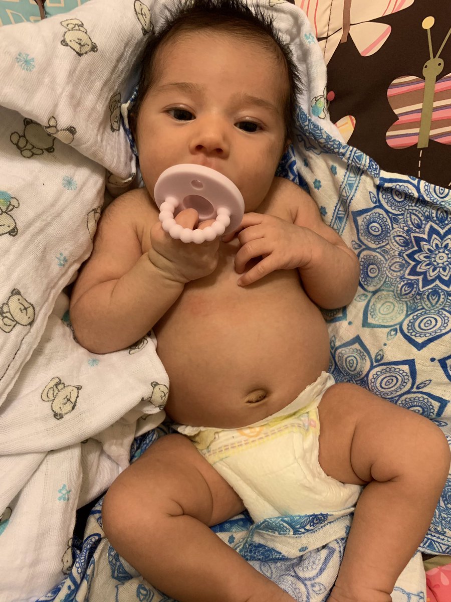 butchbaccala's tweet photo. My little Princess this week. Keeping it real. La Familigia. Valentina Julieta Baccala #vpops #lovebug🐞@tisatomahawk 23 days old😇⚾️ https://t.co/n0LQQXOYie