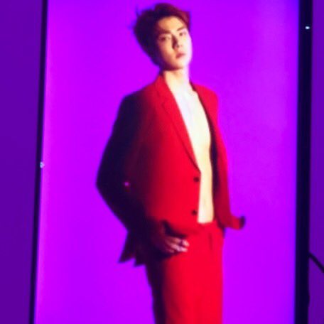 HUN_stagram's tweet photo. [HUNSTAGRAM] https://t.co/d7VQ08gMhP https://t.co/ttsJ8PLS94