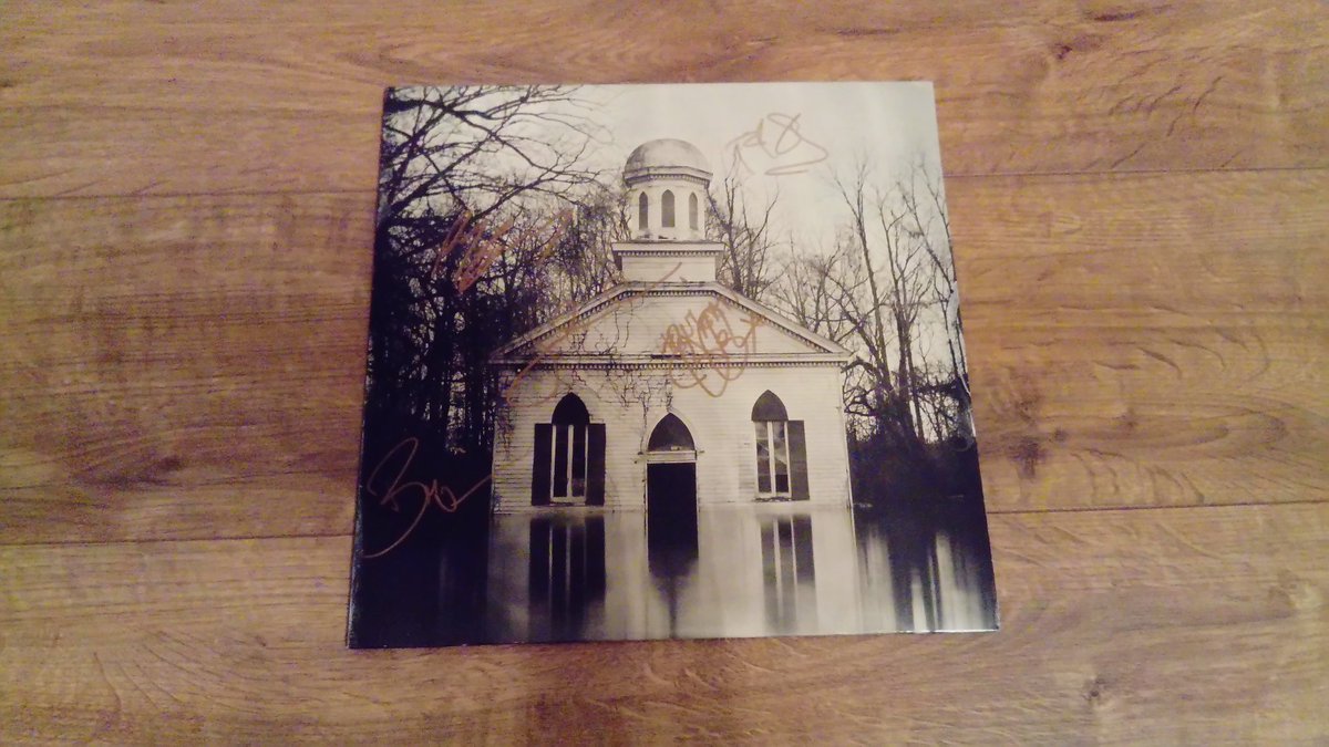 ScottMcC78's tweet photo. Awesome gig by @luceromusic @stereoglasgow last night & a bonus to meet all the guys too & get my vinyl signed! @LuceroDiehard #lucero #bennichols #ricksteff #royberry #brianvenable #johncstubblefield #rocknroll ๐ธ https://t.co/DBNtNeJvAy