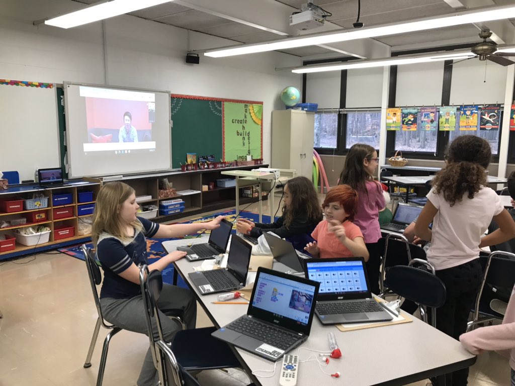 cjbrady4's tweet image. We enjoyed our virtual visit with Brendan Chan from Google with our 4th grade students! Thank you so much for inspiring students to pursue their passions and learn more about computer science. #E4Tech #CSFirst #CSEdWeek #TECHCORPS  @ErieviewEagles @tjebert