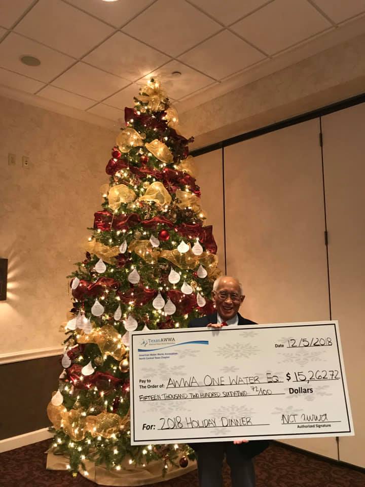 KatieKoch_AWWA's tweet image. AMAZED at the generosity of @awwa members in the North Central Texas Chapter of @txawwa who raised over $15,000 to support @waterequation at their annual holiday dinner! #wegives #futureofwater