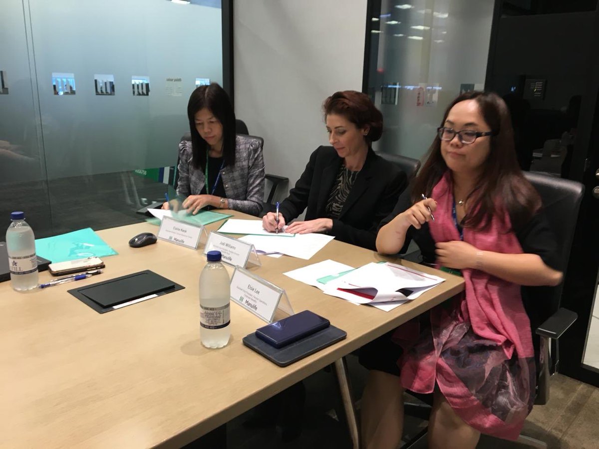 jpbertiz's tweet photo. Happy to share that we just finished the first Manulife LEAD Grad Program Panel Interviews at our Hongkong office. Looking forward in meeting our new hires come 2019. 😀  

#CampusSourcing
#NewGradProgram https://t.co/1vMP7h9x66