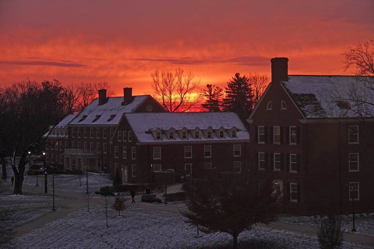 FarmerSchoolMU's tweet photo. Sunrise over McBride Hall from the @FarmerSchoolMU Department of Management office this morning. Have a great day folks! @miamiuniversity #MyFSB #suchaplace #FallForMiami https://t.co/HX2Pn4St2b