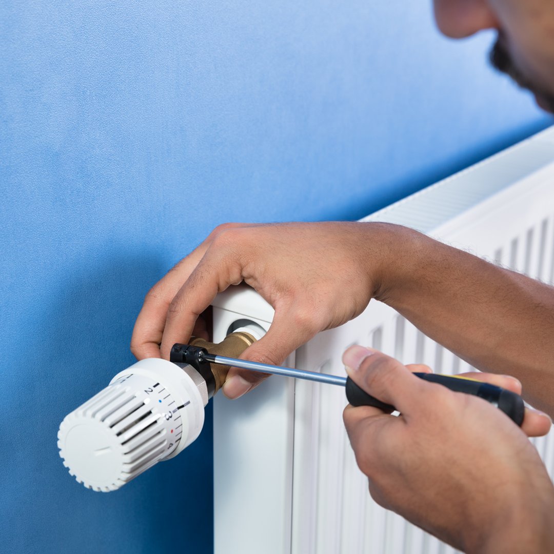 We don't just fit boilers, we also fit radiators and carry out lots of other plumbing work! Get in touch today to get your quote #RonLaw #Southport #Plumbing ronlawheating.com/our-services/p…