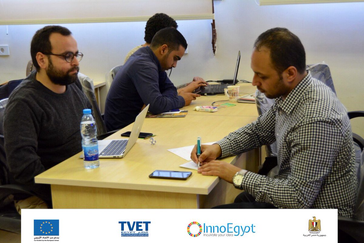 EUInnoEgypt's tweet photo. 🔺من ضمن فعاليات اليوم الثالث لمعسكر التدريب بأسيوط 🇪🇬.

#incuVate_Your_Idea
#InnoEgypt
#Entrepreneurship
#Assuit_boot_camp https://t.co/TxLUglh2Y2
