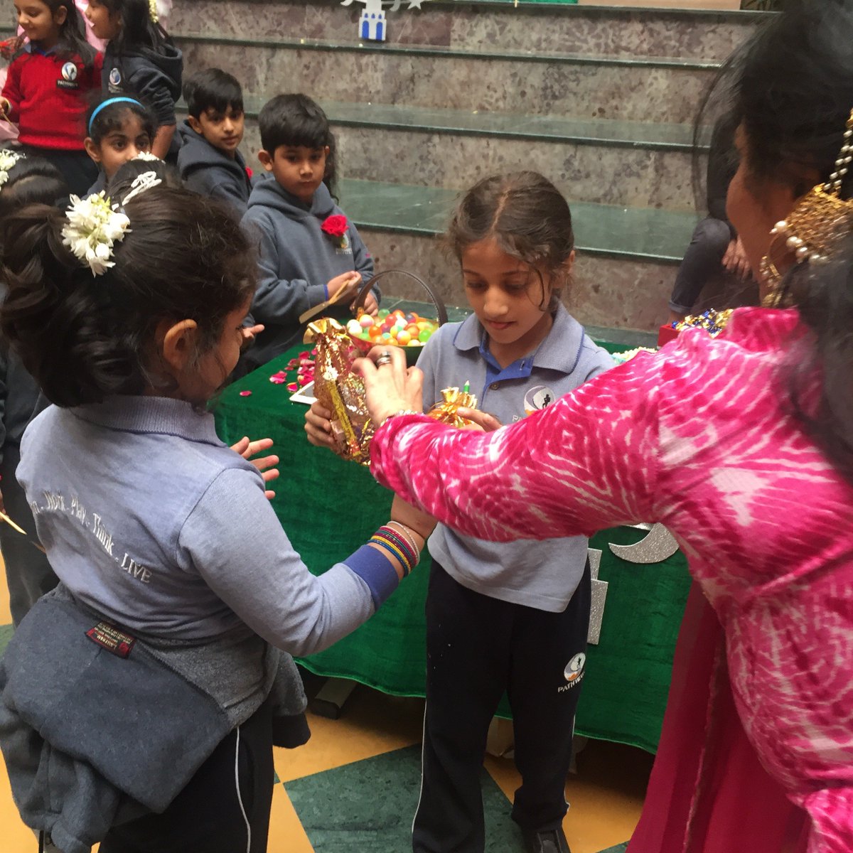 Day1#Culturegully#Form1#Eidmubarak##crescentmoon#Seviyaan#Eidi#parentvolunteers#celebration
Our young learners experienced that Eid is all about charity, diversity and inclusion.They were excited at the colorful stalls of bangles, mehndi,Eidi,bookmarks, food, gajras and roses.