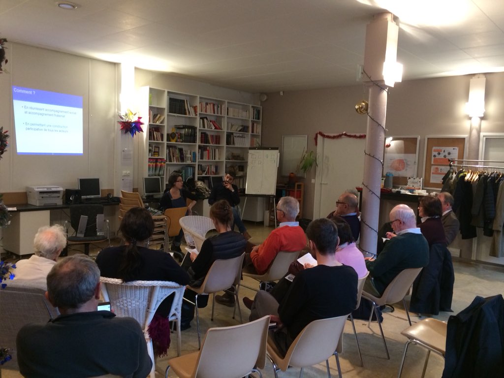 Rose1Aurelie's tweet photo. Rencontre #donateurs à la Délégation de Paris , à la Maison Caritas St Ambroise autour de 2 beaux projets du @caritasfrance : l’APAME (accompagnement par l’alimentation des mères et des enfants) et de l’AIS, l’agence sociale immobilière ! Merci pour ce moment #fraternel ! https://t.co/5LsOPQbBhd