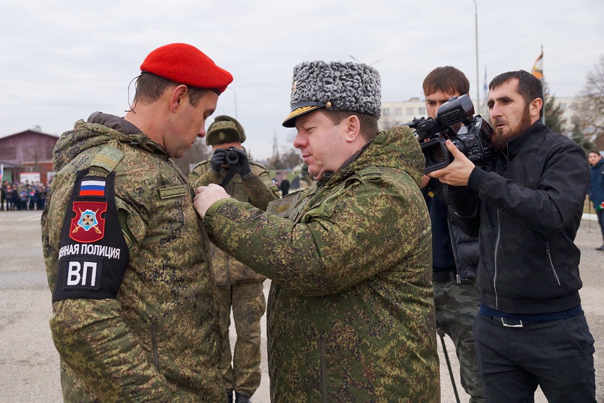 Забрала военная полиция. Военная полиция ЮВО. Кох генерал Военная полиция. Военная полиция ЗВО. Военная полиция Великий Новгород.