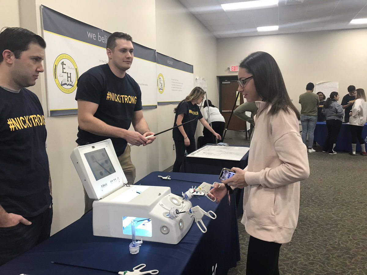 MPompanoScience's tweet photo. Thank you @Medtronic for sharing what you do with our Medical Careers and Engineering students today. What a great opportunity! #EHHSExplores #EHPSStartsWithWhy #WeAreEHPS https://t.co/oFLnpqNK49