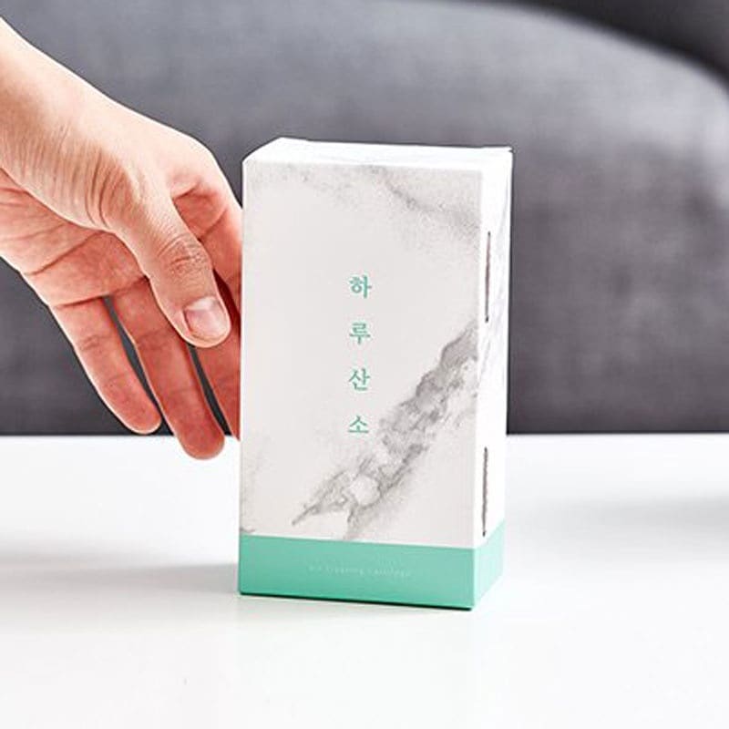 valueofday's tweet image. 냄새와 유해물질제거는 다른개념인데 냄새만 사라져도 공기가 깨끗해졌다고 생각하는 경우가 많습니다. 하루산소는 실제 유해가스를 제거해 집안의 공기를 맑게하는 기능이 있습니다. 국제표준화기구 인증과 CE 마크를 획득한 하루산소로 즐거운 하루 되세요 .~
#공기청정기구매팁 #아침공기 #데일리