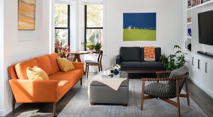 <a href="/alexandrabarker/">Alexandra Barker</a> of #BFDOArchitects #refurbishes a #NewYork #apartment by giving it a simple and #vibrant vibe with a distinct lived-in feel. Check out how #simple #interventions can change the look of a #space. goo.gl/3DFxbo