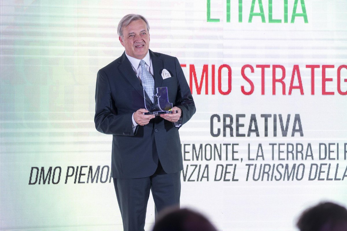 Mercoledì sera siamo aggiudicati il Premio Strategia <a href="/UNICOM_ITALIA/">Unicom</a> nella  categoria "L'Italia che comunica l'Italia" per il progetto "In Piemonte, la Terra dei Re"  sviluppata per la DMO Piemonte.