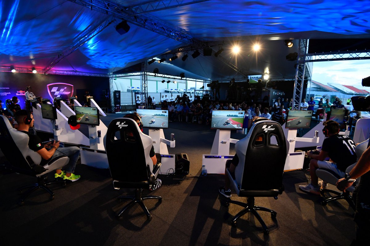 eSports worden steeds populairder. Op de stand van <a href="/ttcircuitassen/">TT Circuit Assen</a> kan je daarom tijdens <a href="/DeMOTORbeurs/">MOTORbeurs Utrecht</a> meedoen aan een virtuele racecompetitie! Plan dus een bezoekje aan hun stand. Voor de echte raceliefhebber zijn mooie prijzen te winnen! #eSports