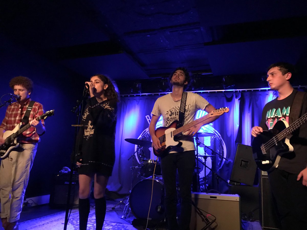 emmurphh's tweet photo. Thanks @ABC4NYC and @samiatheband for being my top two songs of 2018!! https://t.co/fzbxoxbYab