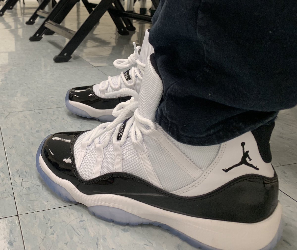 MyKicksDC's tweet photo. When you gotta stunt on them before the release date. #mykicksapp #downloadfreeapp for info like this https://t.co/ciH9GQ5y7X