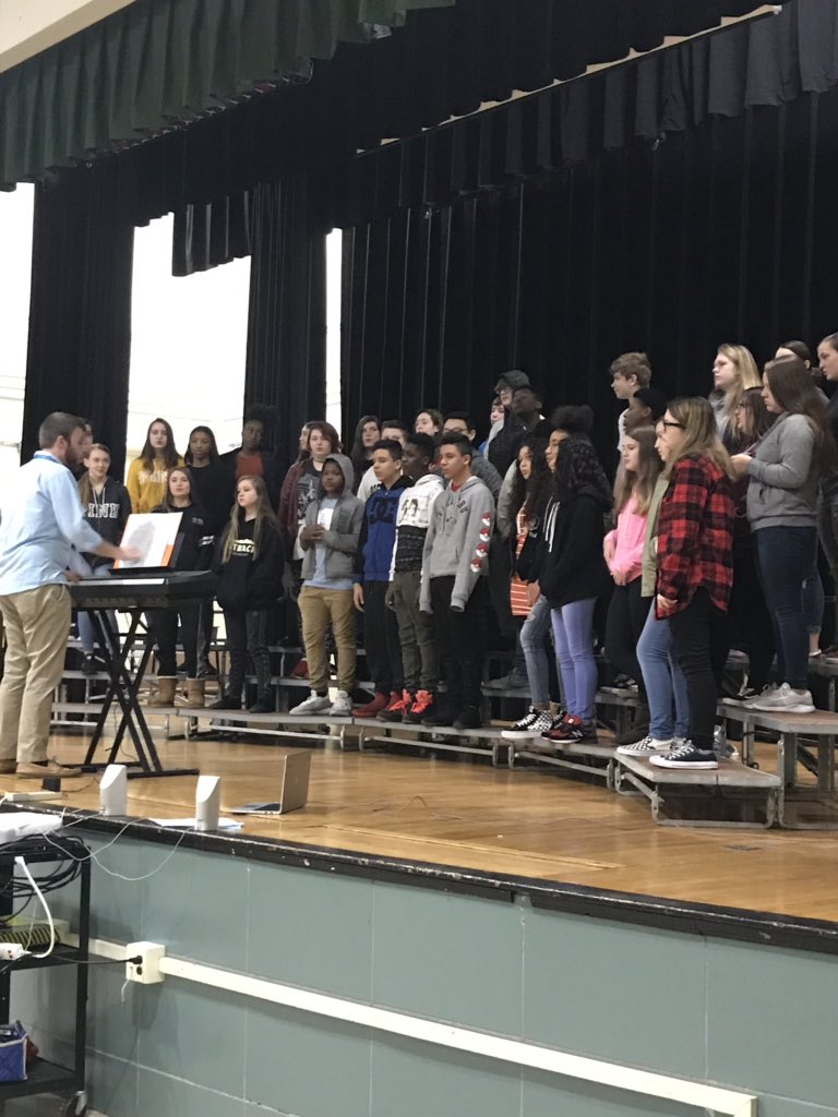 Stembucmusic's tweet photo. A new era @StemmersRunMS Mr. Arment’s first pull-out rehearsal in preparation for the Winter Chorus Concert on Monday, December 10th.  Come see what we are excited about! @SRMS_Principal @MusicBCPS @cohn_amy https://t.co/XrgGZhG1Ug