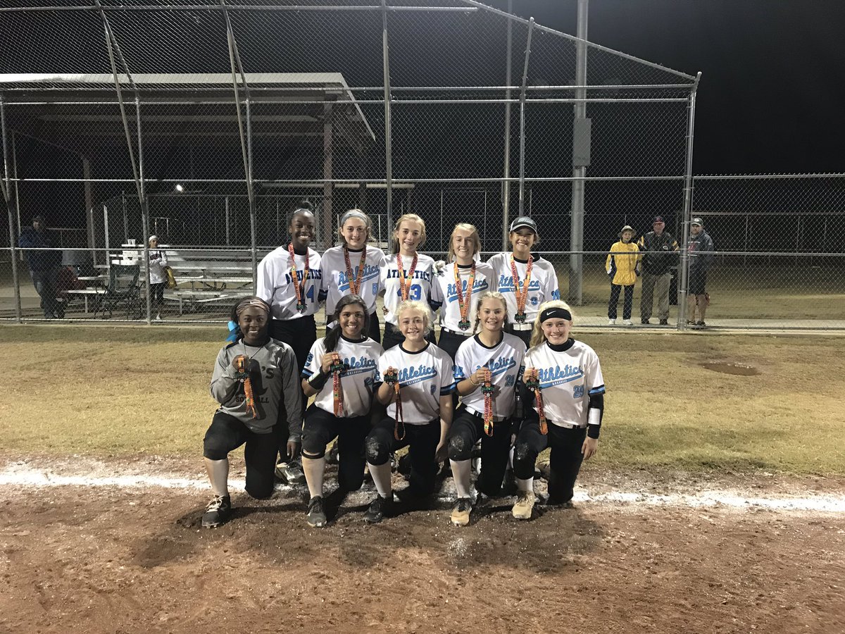 Is it travel ball season yet? Ready to see our teams back on the field showing college coaches what we do! Tulsa Elite Ark has a BIG summer ahead of us and we are super excited!!!