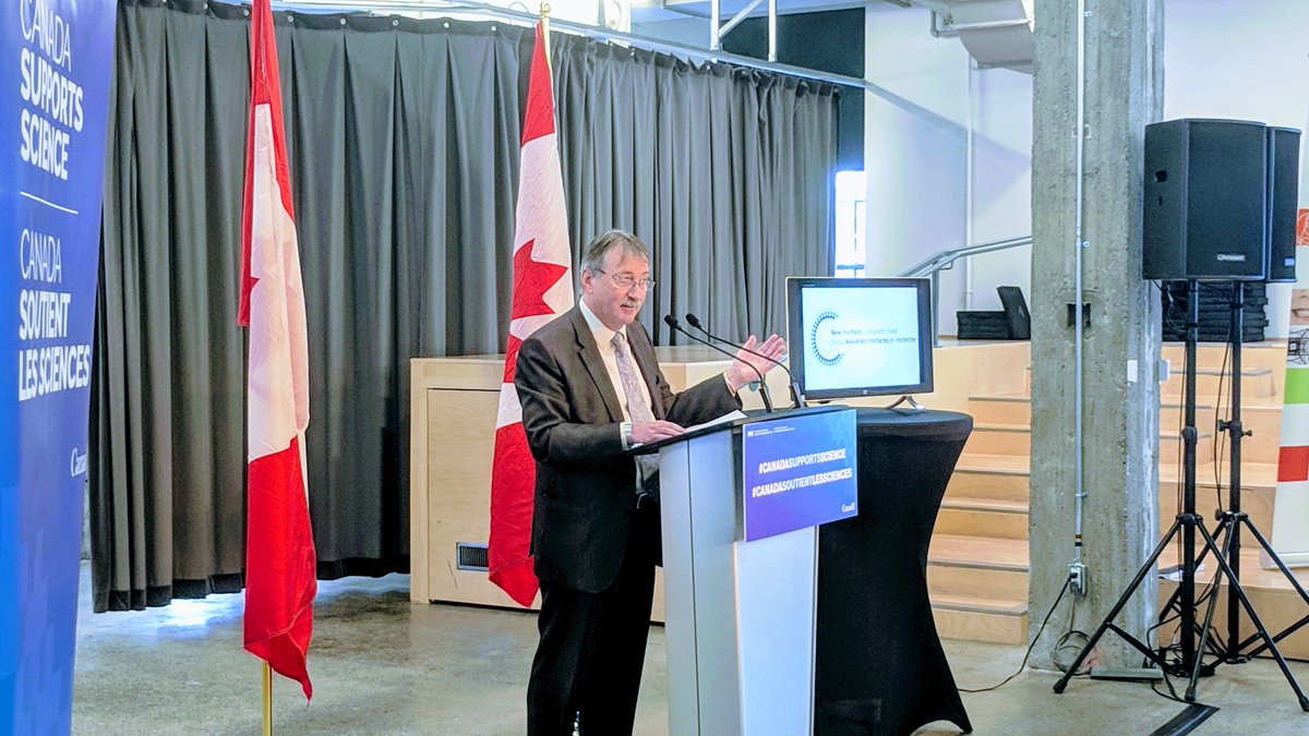 « Si le Canada veut continuer à exceller dans ce monde caractérisé par des changements constants et des innovations rapides, il doit accroître son soutien et son leadership dans des domaines de recherche de pointe et transformatifs. »
-Ted Hewitt, président du CRSH et du CCRC