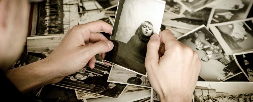 GeekSupply's tweet image. The 3 Best Ways to Scan Your Old Photos (And Why You Should) buff.ly/2HBcxYC #MakeUseOf