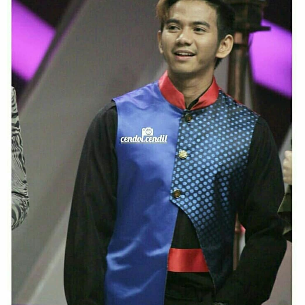 Ganteng e 💙💙
#RizkiRidhoDiNewKilauDMD