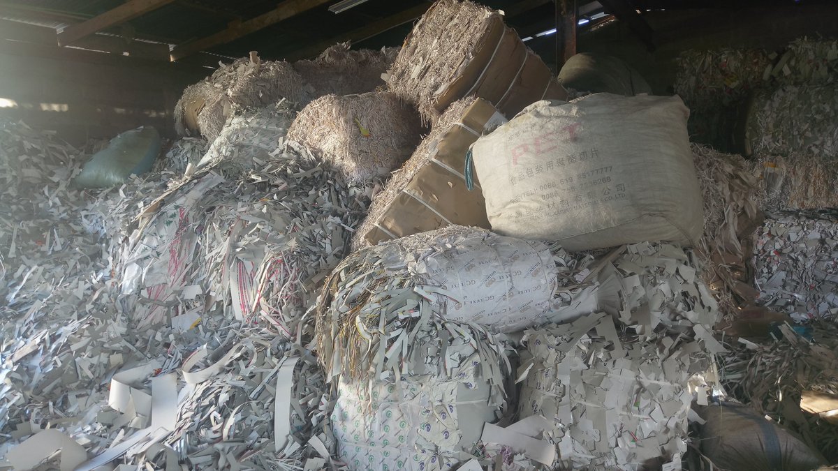 amkimambo's tweet photo. #OCC (Cardboard waste) #BoxBoard &amp; #NEWSPRINT BALES all from Tanzania na ni #Fursakwavijana
Kama Kijana Hupaswi Kulalamika, Chukua Hatua Kwanza, Tatua Changamoto Kubwa Utapata Matokeo Chanya. 

#BeatPlasticPollution
#Reward4Recycling 
#TakaNiAjira 
#GlobalGoals 
#ChangeTanzania https://t.co/NdgMH5Z7JD