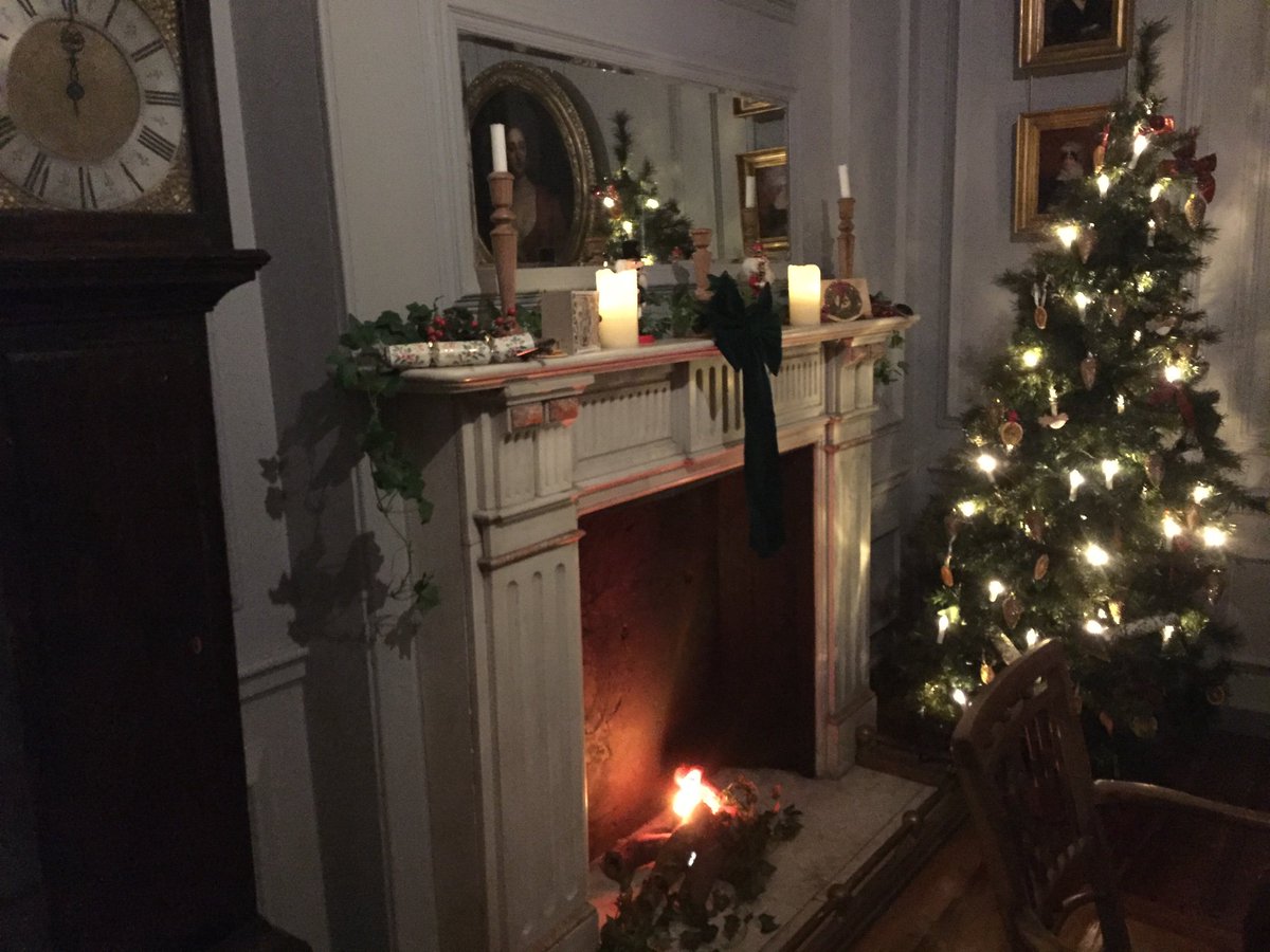 HelenHFortyhall's tweet photo. #Christmas can come now... @Forty_Hall is ready! Come and see the house decked for Christmas throughout the centuries of our fascinating history! https://t.co/UAWC7t6ehT