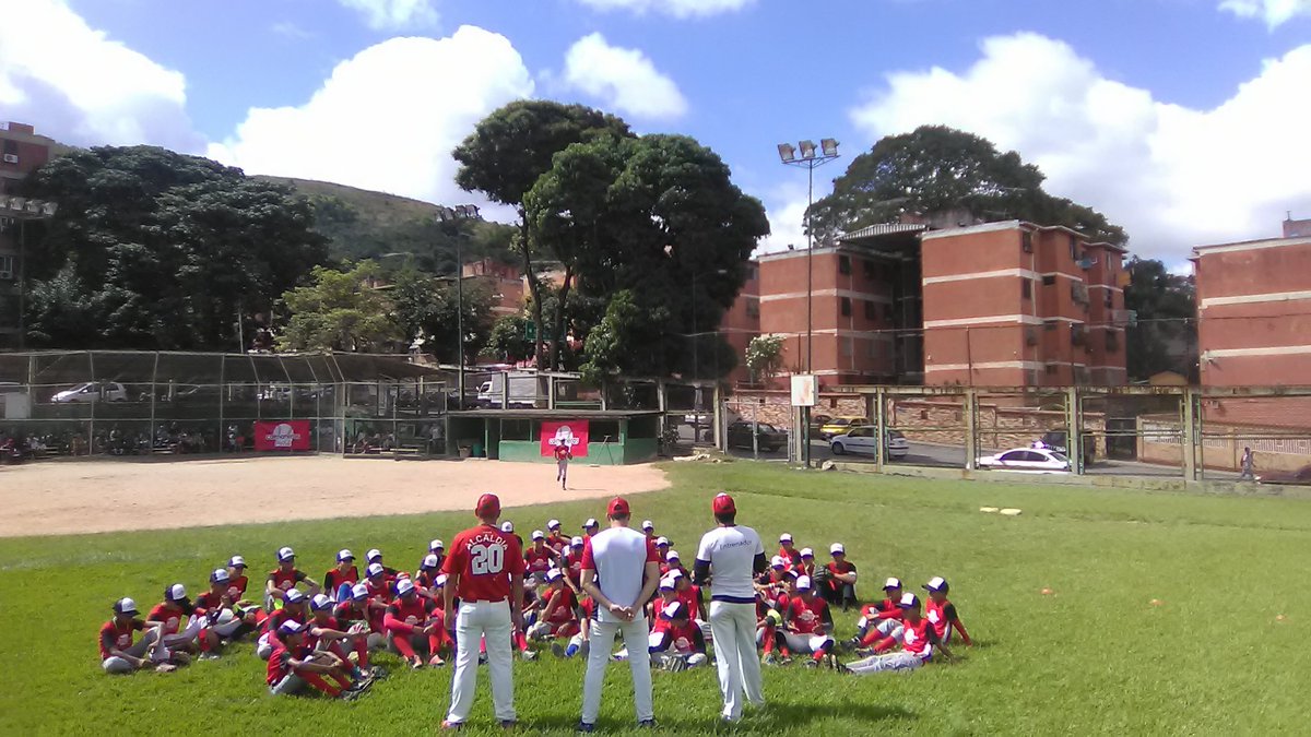 Coca-Cola Venezuela tweet media