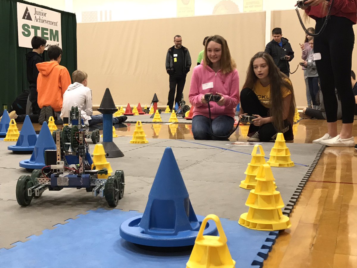 The pink team rocks robotics! <a href="/rlashs/">Red Lion Area SHS</a> <a href="/theLeonid/">The Leonid</a> #rlfutureready
