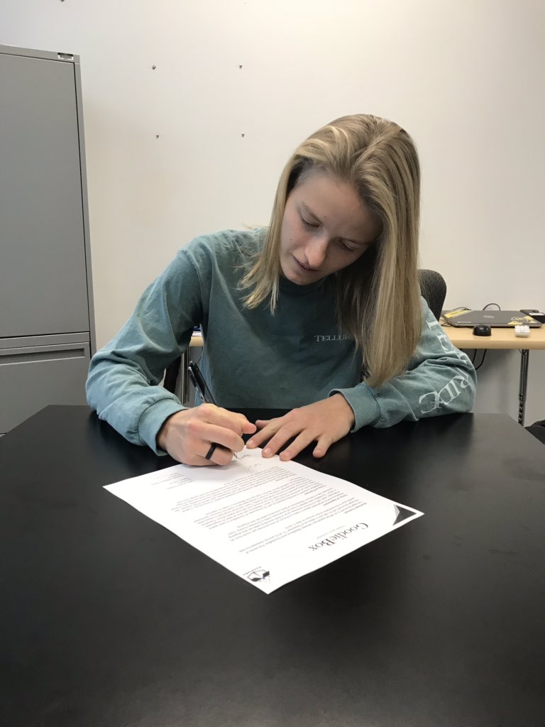 MetaNova made a great deal with <a href="/GoodieBoxVEI/">GoodieBox</a> today!! Go check them out😝🤩 #veinternational