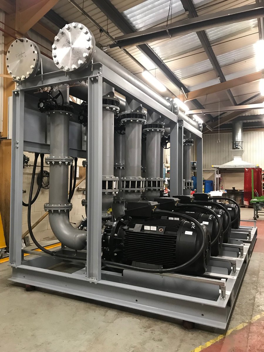 gmtreble's tweet photo. The last and largest of the four pump skids ready to be despatched to Saxton Gardens for the #LeedsPIPES District Heating Network project.
#DHN #EnergyToWaste #RecycledHeatProject #Energy #Leeds #PumpSkids #Pumps #DistrictHeating https://t.co/xpYY5aIIe2