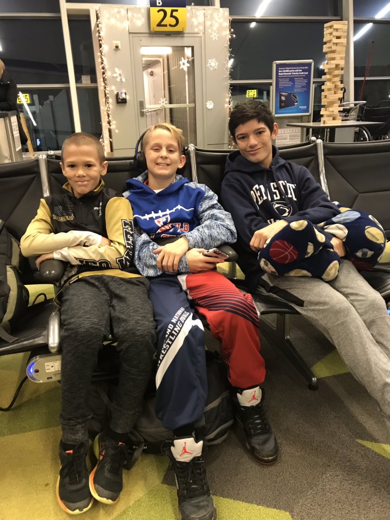 SmurfWrangler's tweet photo. VA Beach here we come! Do work gentlemen! #cwa #scorpiondynasty #teamuse #dominate https://t.co/5zkBDfgY1M