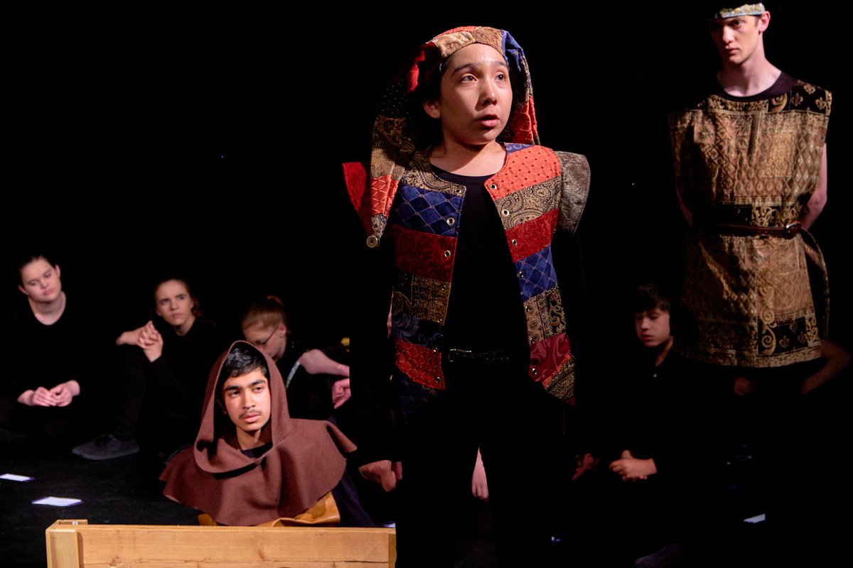 Give the Gift of Shakespeare! - mailchi.mp/19a64233de90/g…