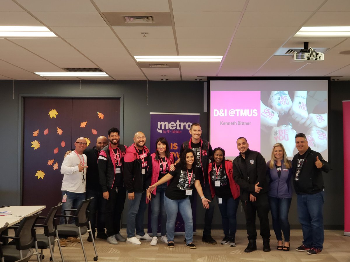 JoyIMunoz's tweet image. Kicking off SFL #MultiGen Day with our amazing D&amp;amp;I Council #BeYou #AreYouWithUs @RJGomezIII @bnash001 @KenBittner @TrishFowlerFL @lepalacios @HolliMartinez1 @Anidem101