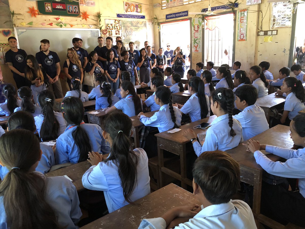 Clary_cas's tweet photo. Enjoyed having the @Atlassian crew stop by to check out our #edtech work in #Cambodia. #socent https://t.co/4j9UGqxSaj
