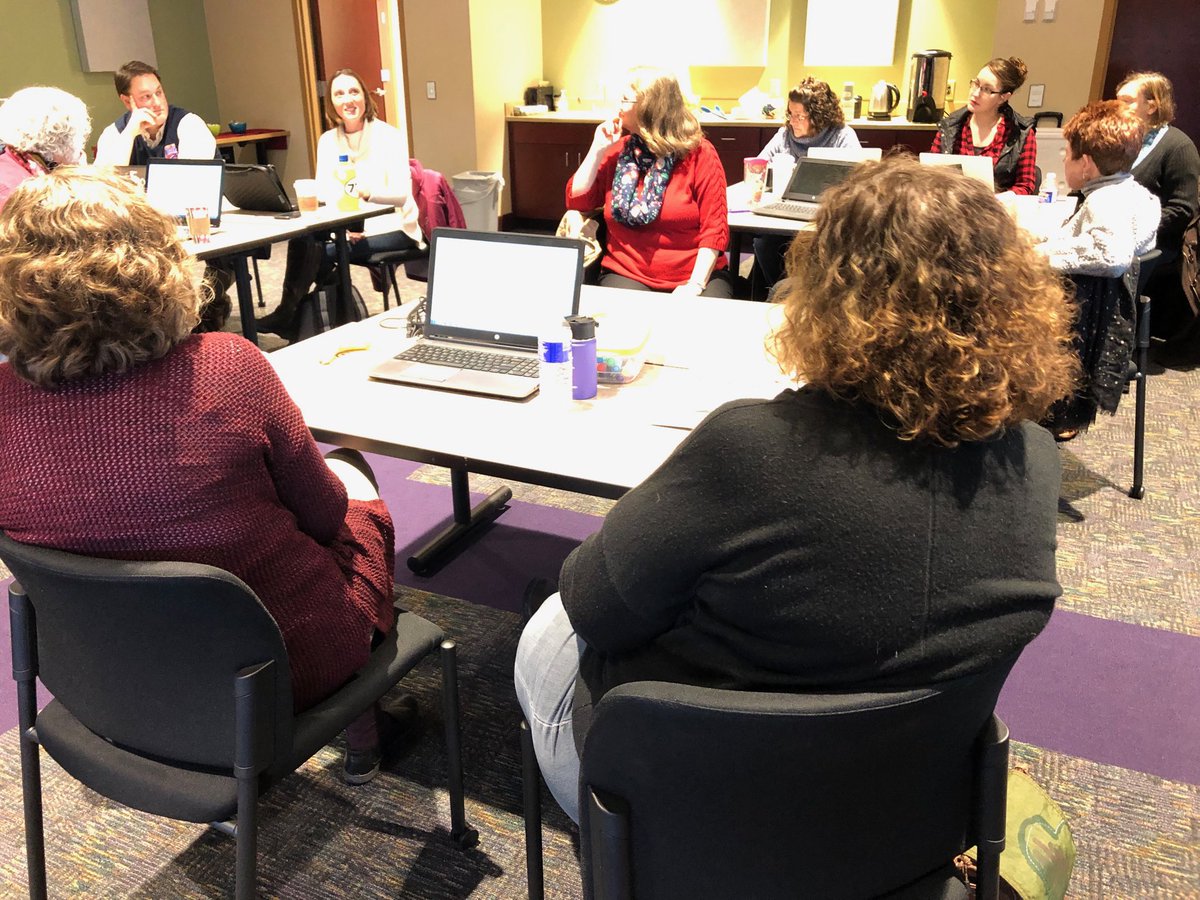 wflsls's tweet photo. ⁦@NaplesCSD⁩ ⁦@cbetrus⁩ Colleen Betrus Naples MSHS librarian describing how a solid library program enhances all learning in the district #flxlib #EdLeadership https://t.co/RnjlIWVRJl