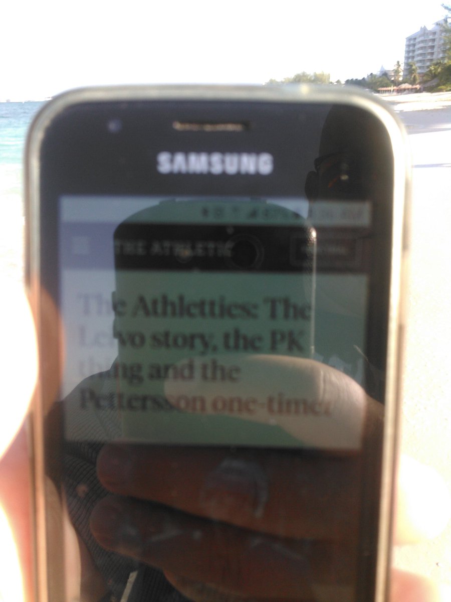 Caymanuck345's tweet image. @botchford  I'm a card carrying @TheAthleticVAN V.I.P. who lives in the Cayman Islands. I must say, the sun's glare on my screen with this tropical 88 degree weather makes it rather difficult to read the Athletties at my preferred reading spot: The beach. Any suggestions? #VipSzn